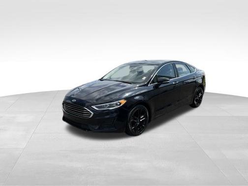 Black 2019 Ford Fusion SEL