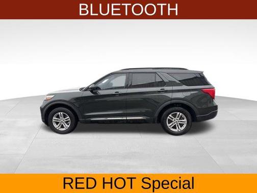 Green Metallic 2022 Ford Explorer XLT