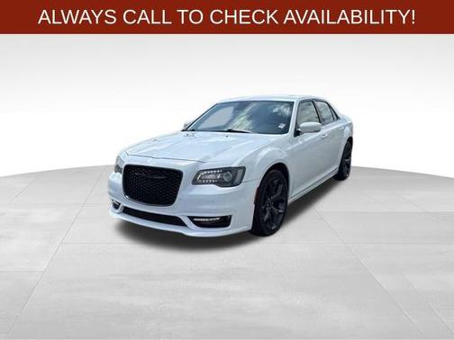 2022 Chrysler 300 Touring