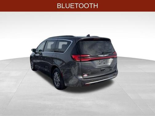 2022 Chrysler Pacifica Touring