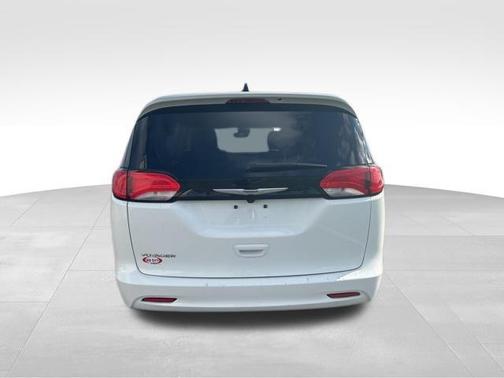 Bright White Clearcoat 2023 Chrysler Voyager LX