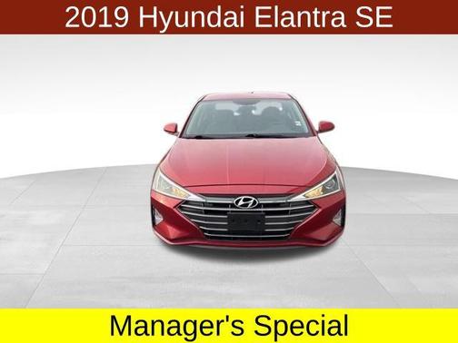 2019 Hyundai ELANTRA SE