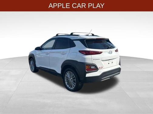 2021 Hyundai KONA SEL