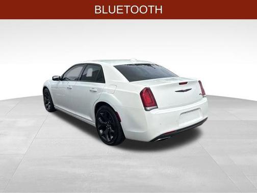 2021 Chrysler 300 S