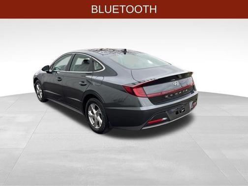 2022 Hyundai SONATA SE