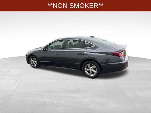 2022 Hyundai SONATA SE