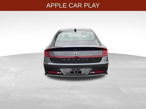 2022 Hyundai SONATA SE