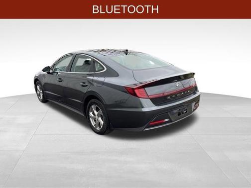 2022 Hyundai SONATA SE