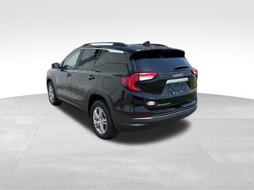 Ebony Twilight Metallic 2022 GMC Terrain SLE