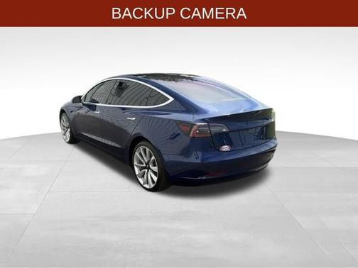 Blue 2018 Tesla Model 3 Long Range