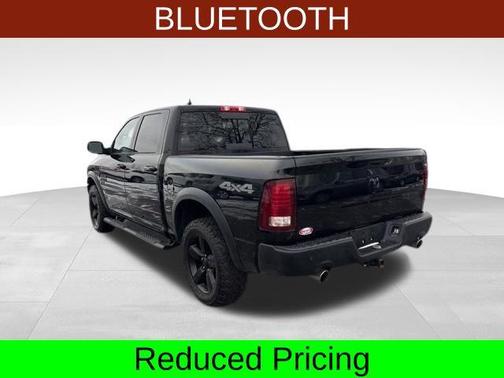 Diamond Black Crystal Pearlcoat 2019 RAM 1500 Classic Warlock