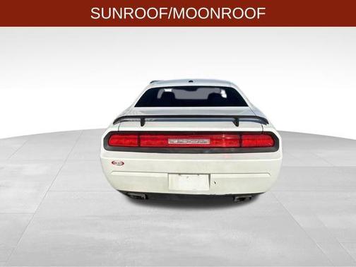 2014 Dodge Challenger SXT