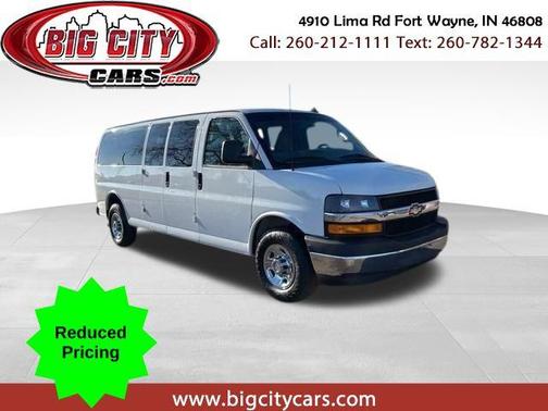 2017 Chevrolet Express 3500 LT