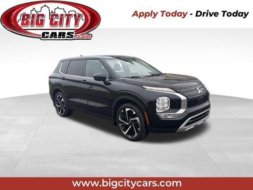 2022 Mitsubishi Outlander SE