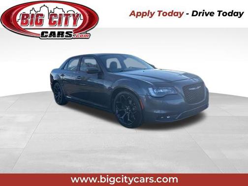 2019 Chrysler 300 S
