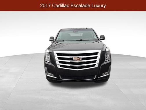 2017 Cadillac Escalade Luxury