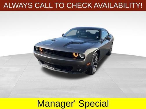 2022 Dodge Challenger SXT