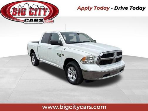 2019 RAM 1500 SLT