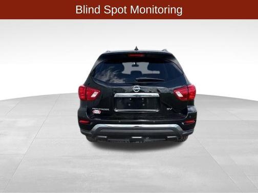 2020 Nissan Pathfinder SV