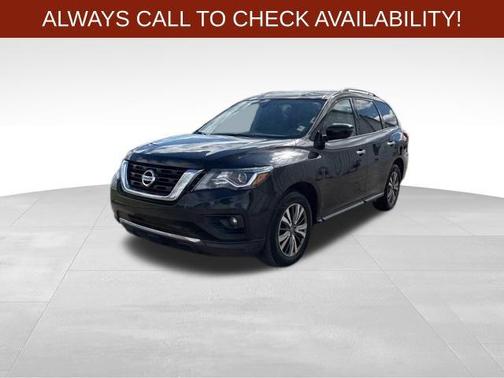 2020 Nissan Pathfinder SV