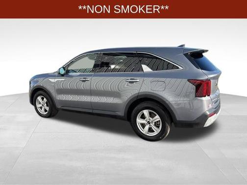 2024 Kia Sorento LX