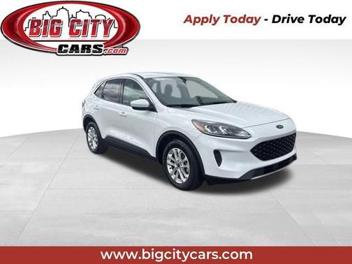 2020 Ford Escape SE