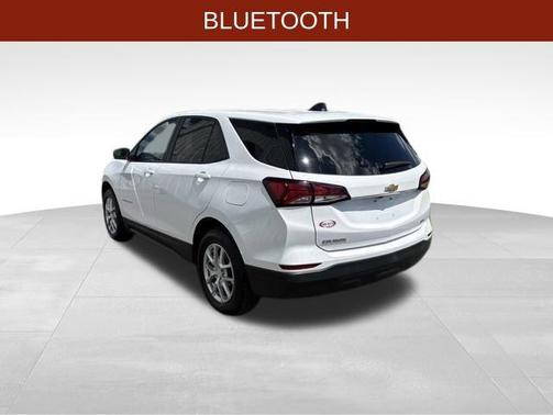 Summit White 2023 Chevrolet Equinox LS