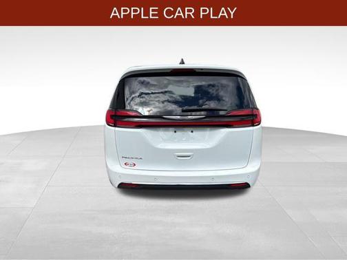 Bright White Clearcoat 2023 Chrysler Pacifica Touring