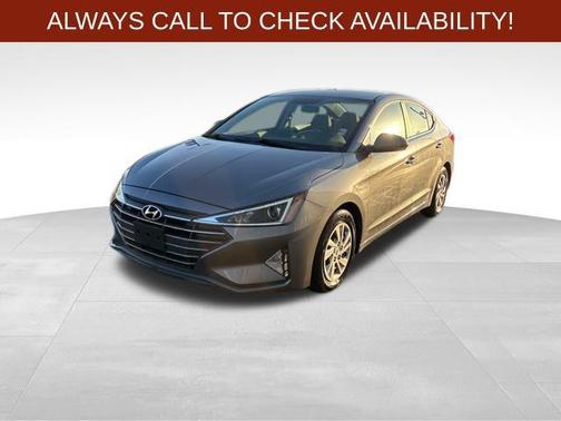 2019 Hyundai ELANTRA SE