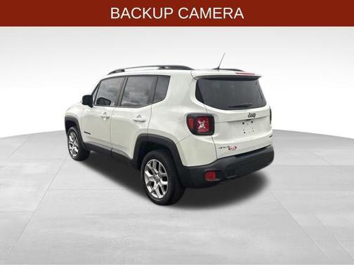 Alpine White 2017 Jeep Renegade Latitude
