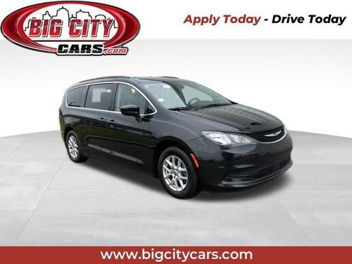 2021 Chrysler Voyager LXI