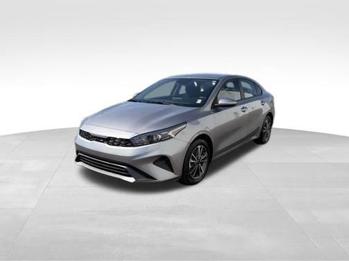 Steel Gray 2024 Kia Forte LXS
