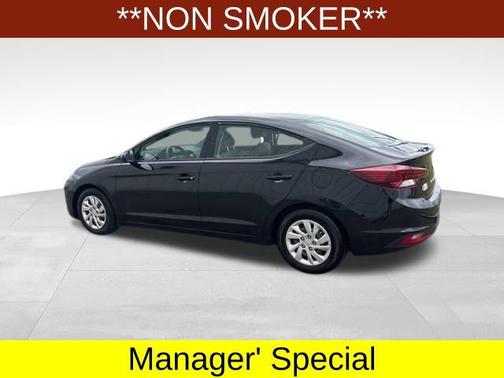 2020 Hyundai ELANTRA SE