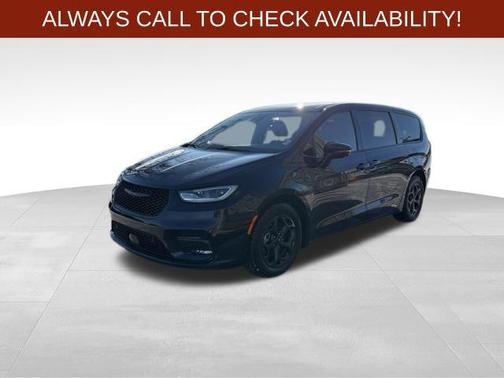 2022 Chrysler Pacifica Hybrid Touring L