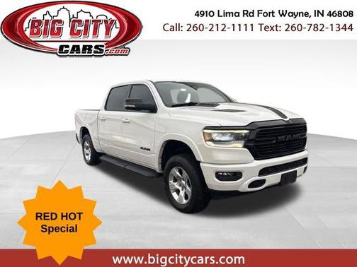 Ivory White Tri-Coat Pearlcoat 2021 RAM 1500 Laramie