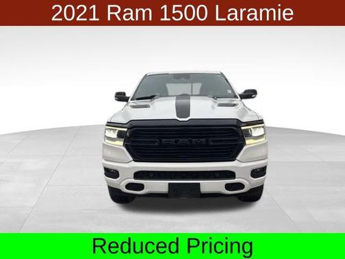 Ivory White Tri-Coat Pearlcoat 2021 RAM 1500 Laramie