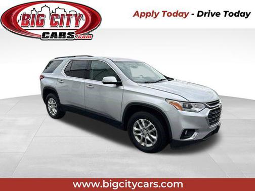 Silver Ice Metallic 2020 Chevrolet Traverse LT