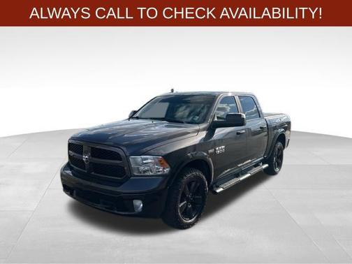 2017 RAM 1500 SLT