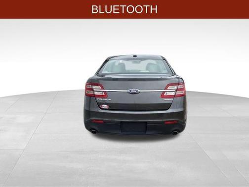 2018 Ford Taurus SE