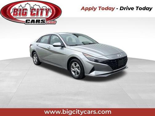 2021 Hyundai ELANTRA SE