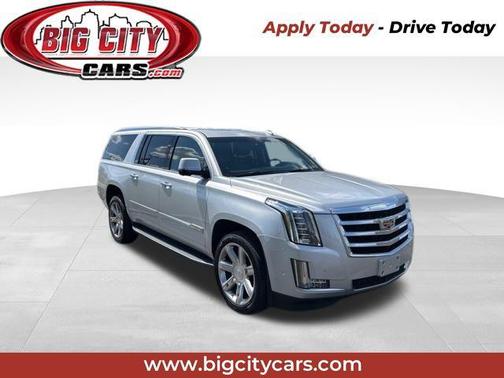 2017 Cadillac Escalade ESV Luxury