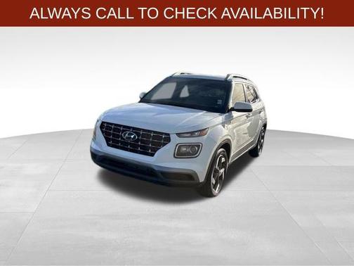 2024 Hyundai VENUE SEL