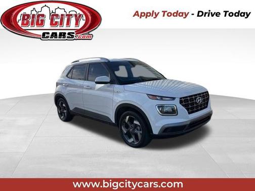 2024 Hyundai VENUE SEL