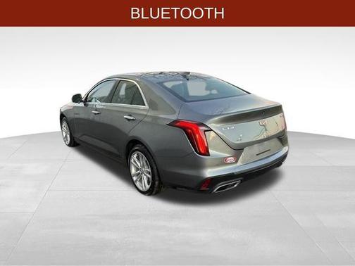 2022 Cadillac CT4 Luxury