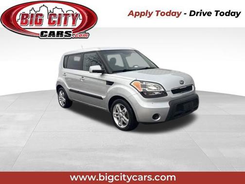 2011 Kia Soul +