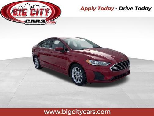 2020 Ford Fusion SE