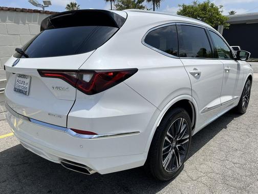 Platinum White Pearl 2026 Acura MDX Advance Package