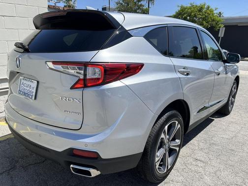 Solar Silver Metallic 2026 Acura RDX Technology Package