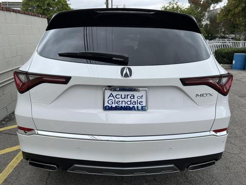 Platinum White Pearl 2026 Acura MDX Technology Package