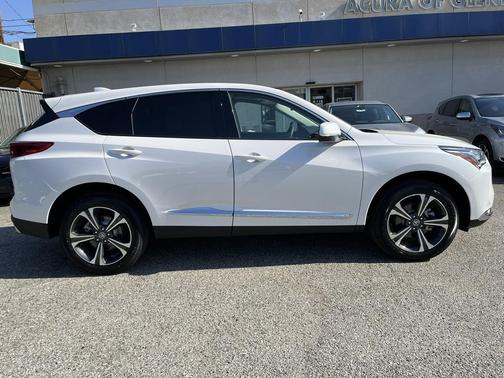 Platinum White Pearl 2026 Acura RDX Technology Package